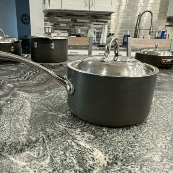 16 Piece Calphalon Non-Stick Hard Anodized Cookware Set - Picture 5 of 14